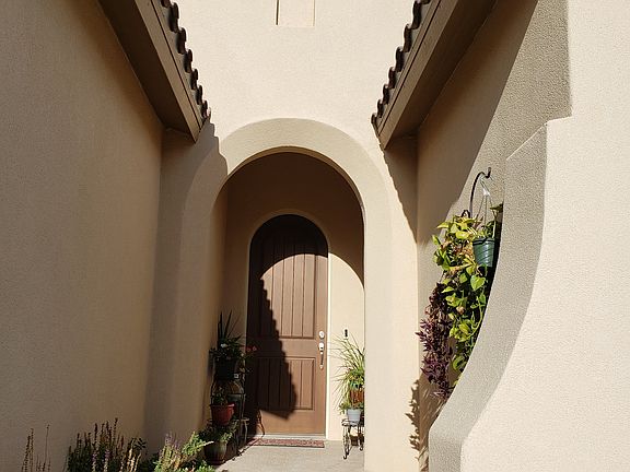 5th image of 6058 Metro Woods St