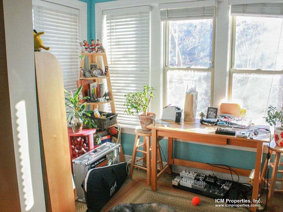 1st image of 1952 W Leland Ave #2D