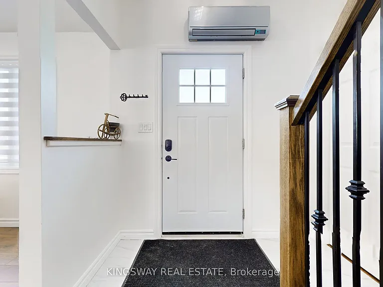 20 Glen Ross Rd — Photo 3