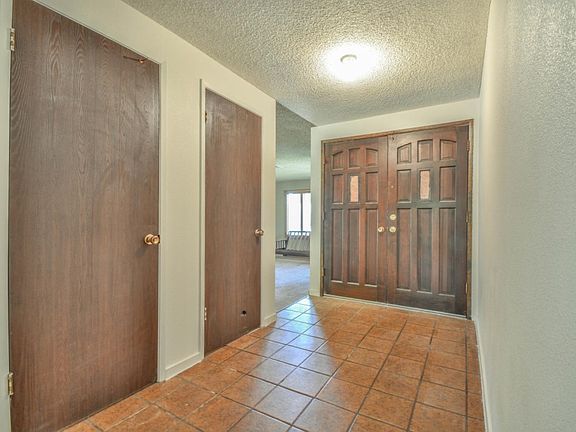 3rd image of 8372 Norfolk Way