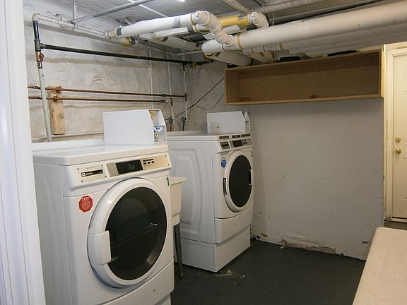 5th image of 5720 Mosholu Ave #A