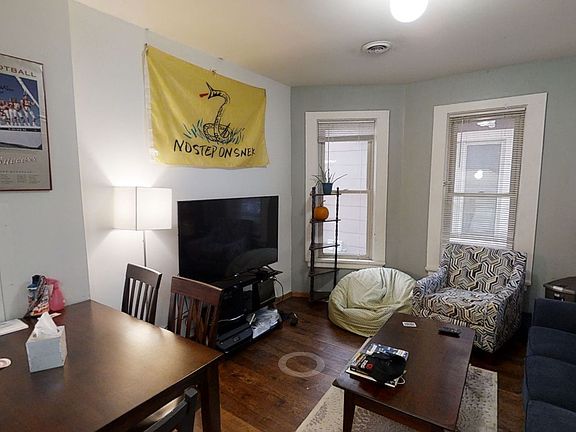 3rd image of 8 N Broom St APT 1