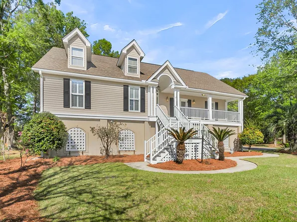 200 Castle Harbor Dr, Summerville, SC 29483