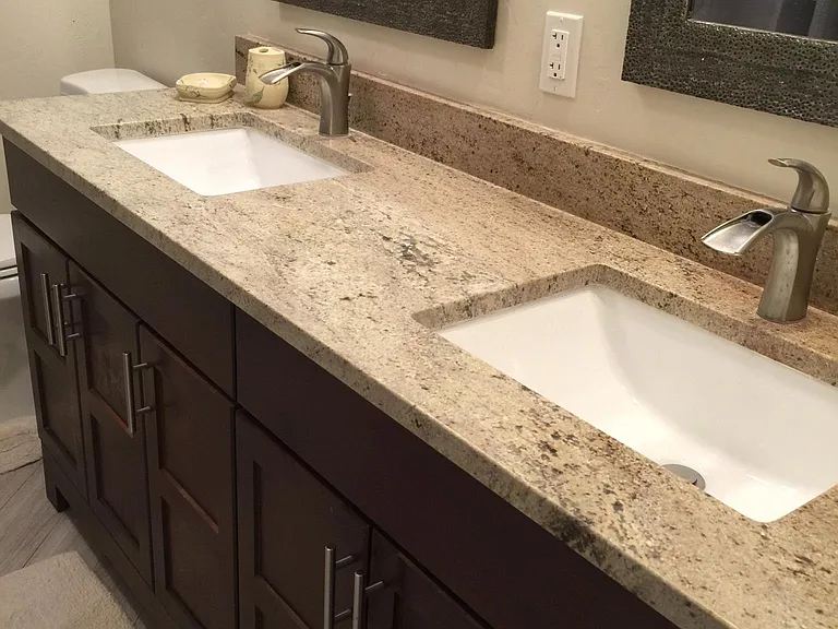 Double Sink in upstairs bathroom
