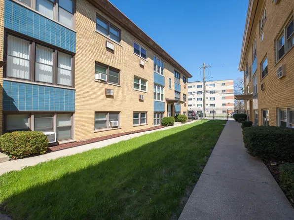9211 S Cottage Grove Ave #9-C2, Chicago, IL 60619