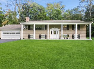 8 Locust Hill Rd, Mahopac, NY 10541