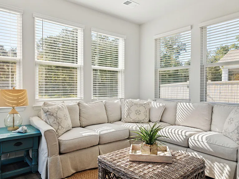3921 Sawmill Ct — Photo 11