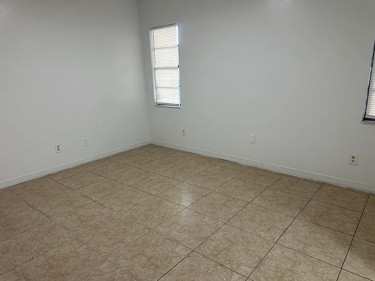 8426 Camden St #8426A — Photo 4