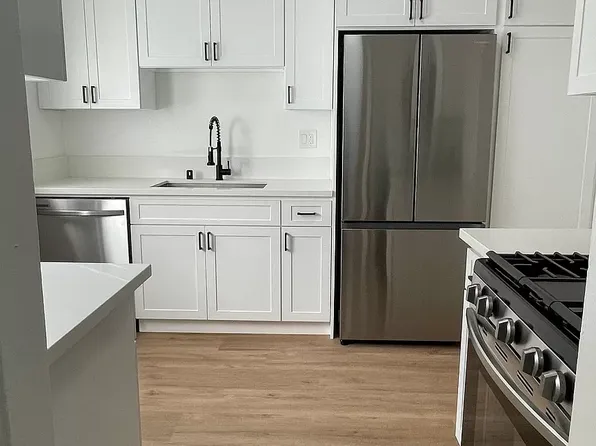 206 S McCoy Rd, Orange, CA 92868