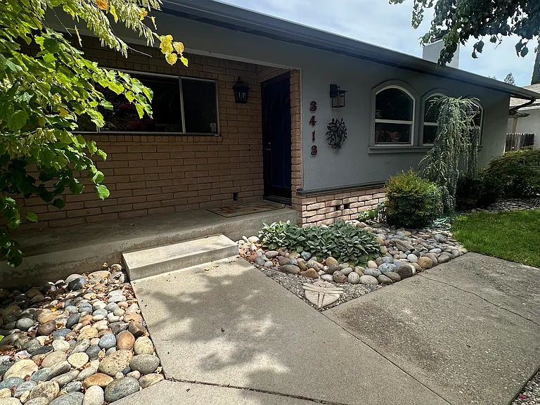 3413 Joanna Dr — Photo 1