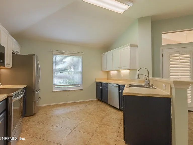 13966 Sandhill Crane Dr S — Photo 4