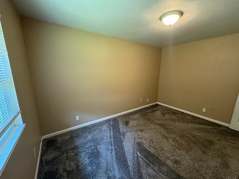 1011 W 24th St #1011 — Photo 52