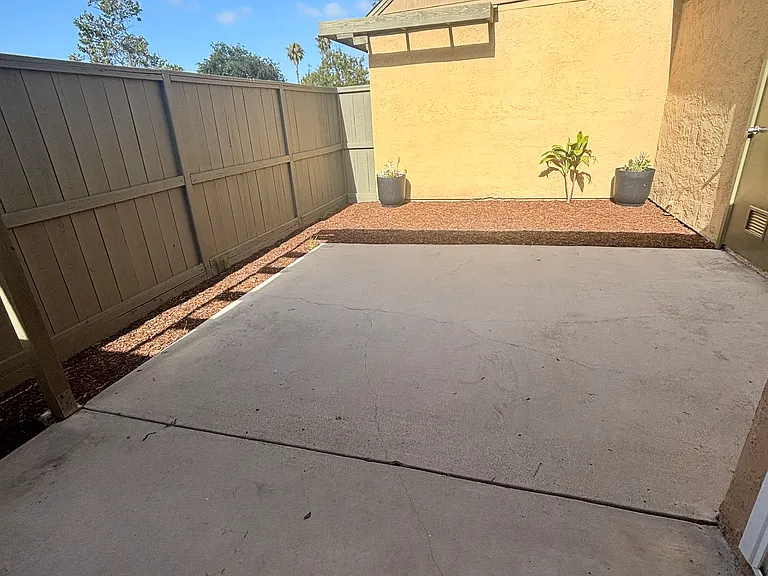 10531 Greenford Dr — Photo 14