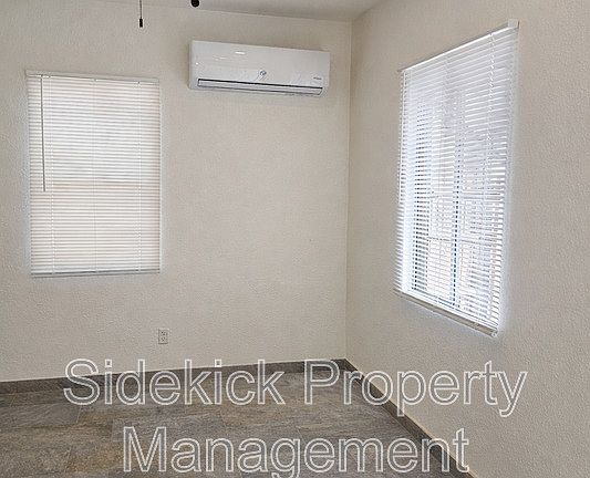 5th image of 1157 S Townsend Ave