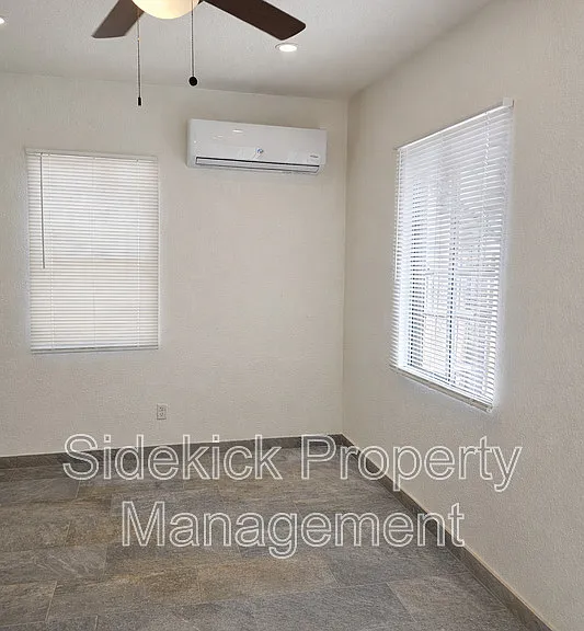 1157 S Townsend Ave — Photo 5