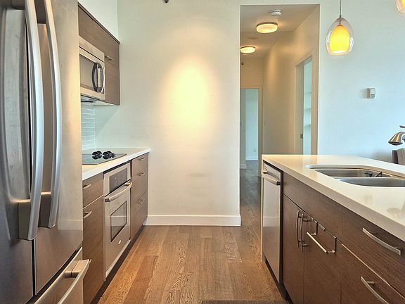 4th image of 1500 Hornby St #2201