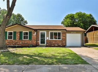 2523 Saddle Ridge Dr, Florissant, MO 63031