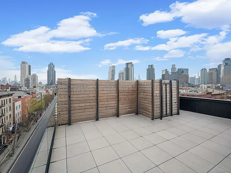 169 Huron St #4A — Photo 14