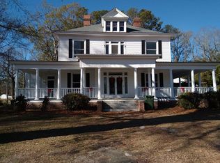206 S Florence St, Maxton, NC 28364