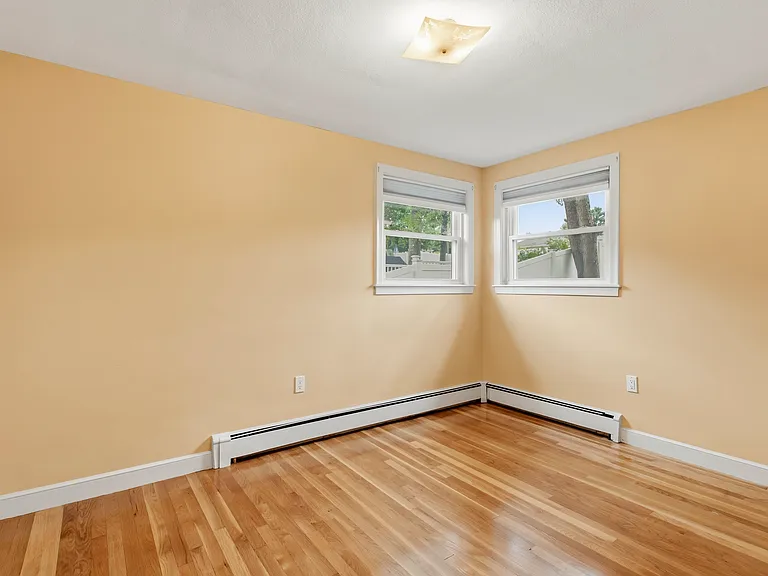 1364 Trapelo Rd — Photo 12