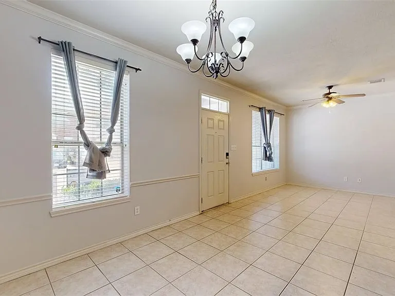 332 Forest Dr — Photo 7