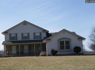 11836 Sharrott Rd, North Lima, OH 44452