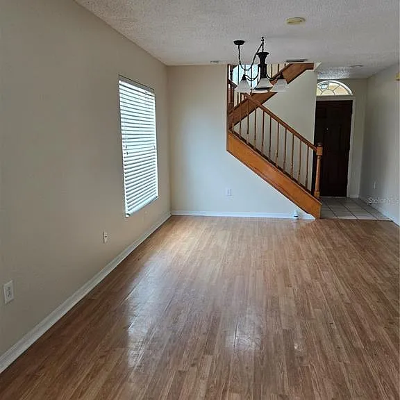 728 Burlwood St — Photo 22