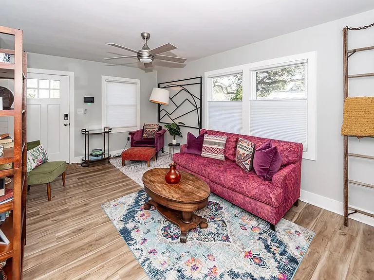 1511 Larry St — Photo 12