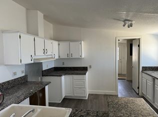 21808 Hacienda Blvd, California City, CA 93505