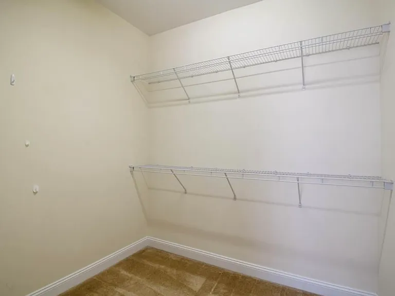 332 Highland Point Dr — Photo 28