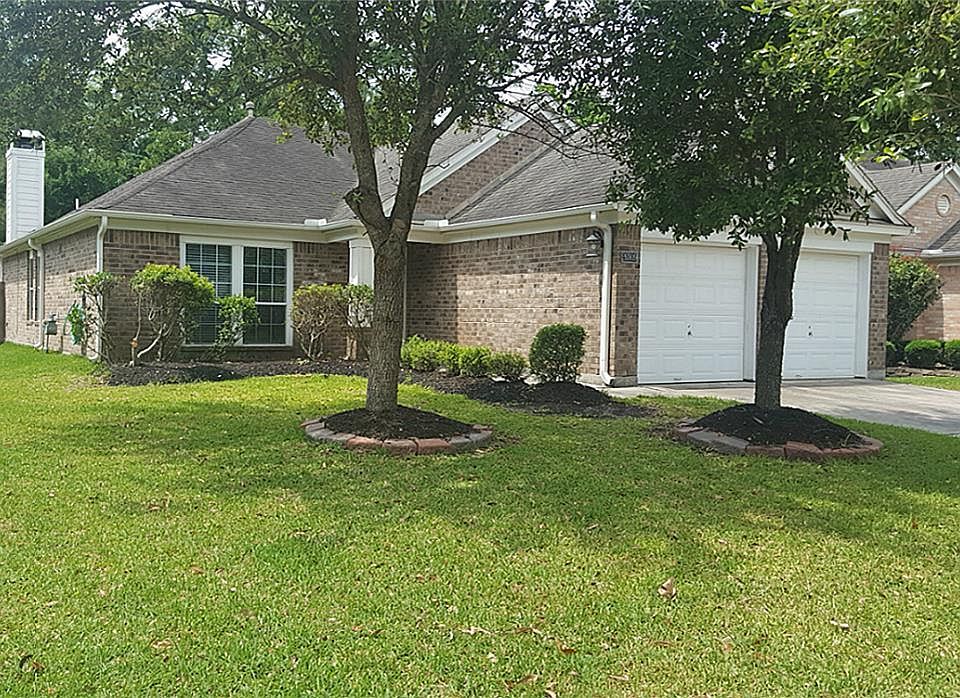 1st image of 26909 Kings Crescent Dr