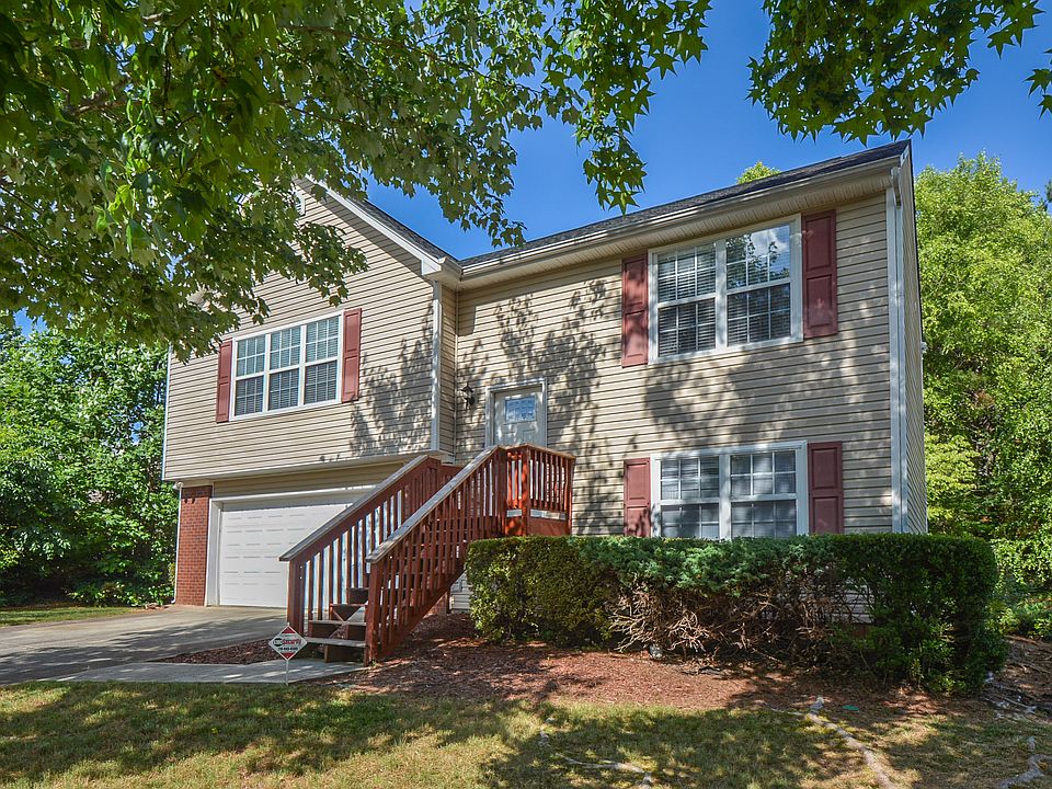 1st image of 3252 Sentinel Cir