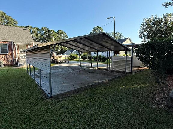 5th image of 300 E Roseboro Street