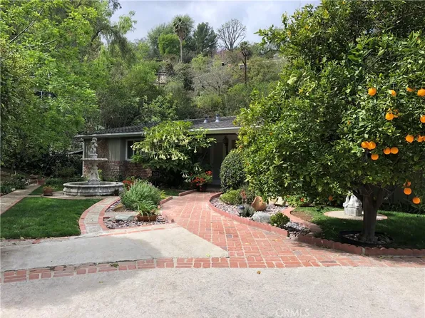18001 Boris Dr, Encino, CA 91316