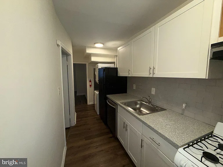 102 O St SW #1 — Photo 11