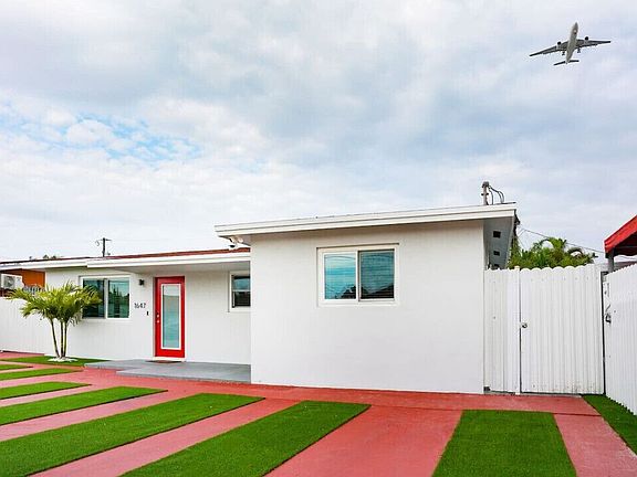 4th image of 1647 NW 29th Ave #4