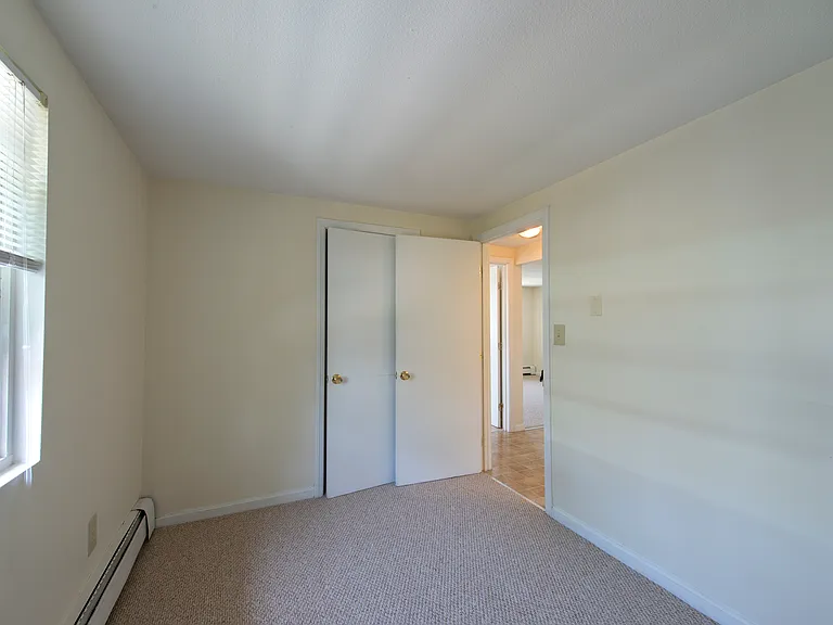 38 Highland St — Photo 5