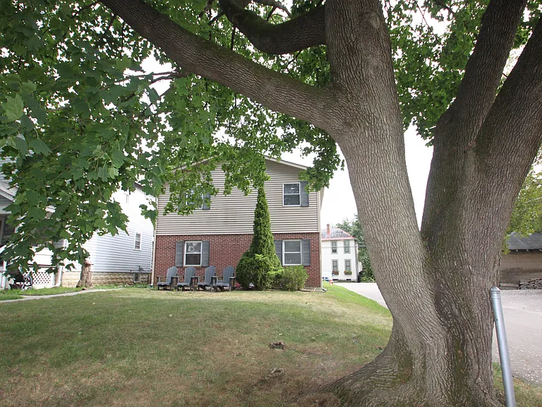 315 Forest St — Photo 1