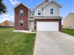 2364 Rosewood Dr, Greenwood, IN 46143