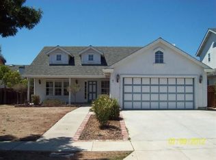 7 Bristol Cir, Salinas, CA 93906