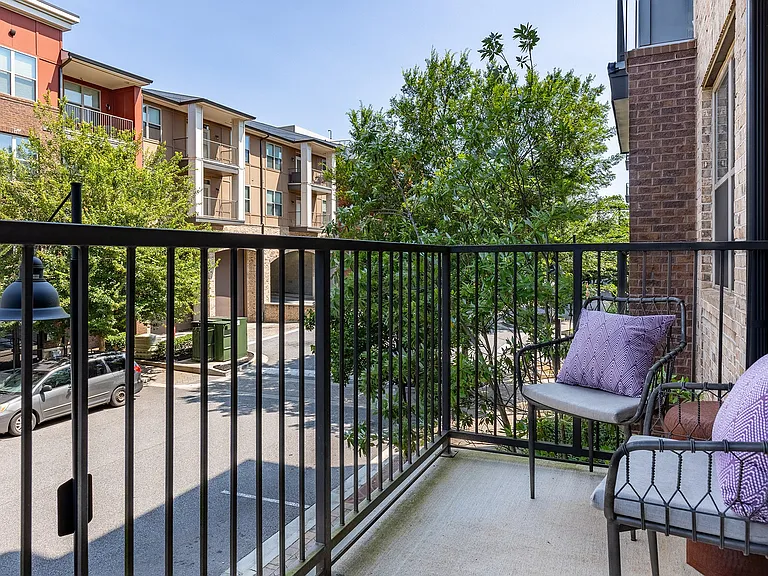 District at Duluth Apartments — Photo 14