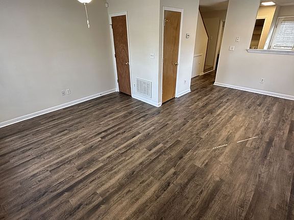 2nd image of 2938 Faversham Pl