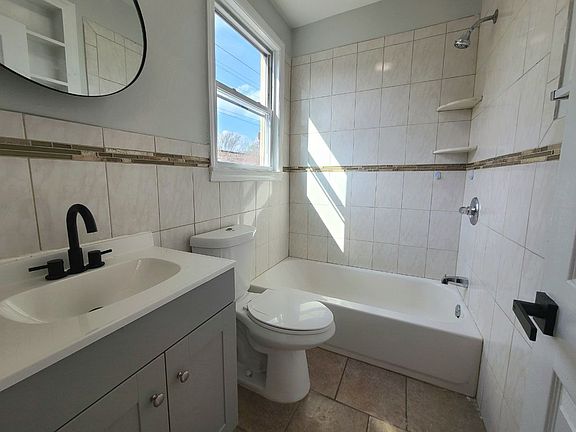 3rd image of 539 Scotland Rd #101