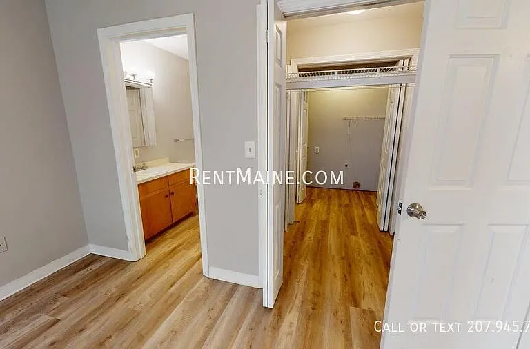 46 Baker St #4 — Photo 5