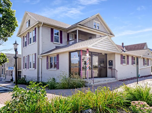 101 S 6th Ave, West Bend, WI 53095