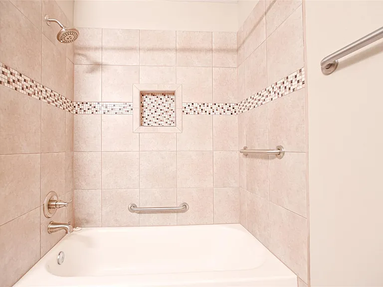 203 Colony Creek Dr — Photo 20