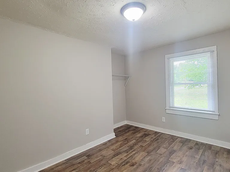 419 Pine St — Photo 14