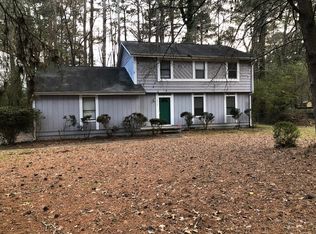 5379 Rockbridge Rd, Stone Mountain, GA 30088