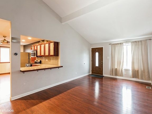 3rd image of 8821 169th St