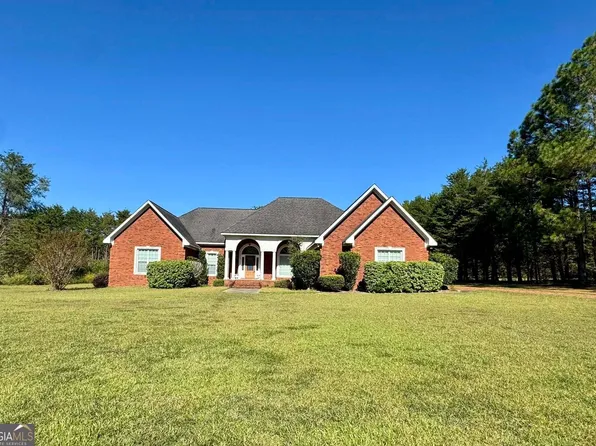 438 Lollie Dr, Dublin, GA 31021